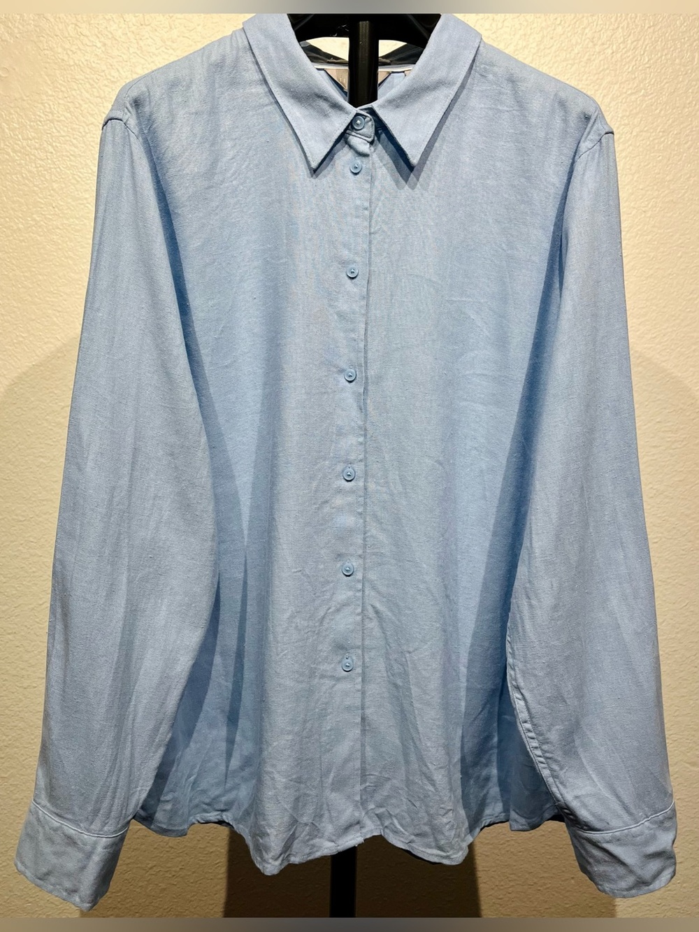 Ted Baker Light Blue Linen-Rayon Blend Button-Down Shirt - Size XL (Women’s)
